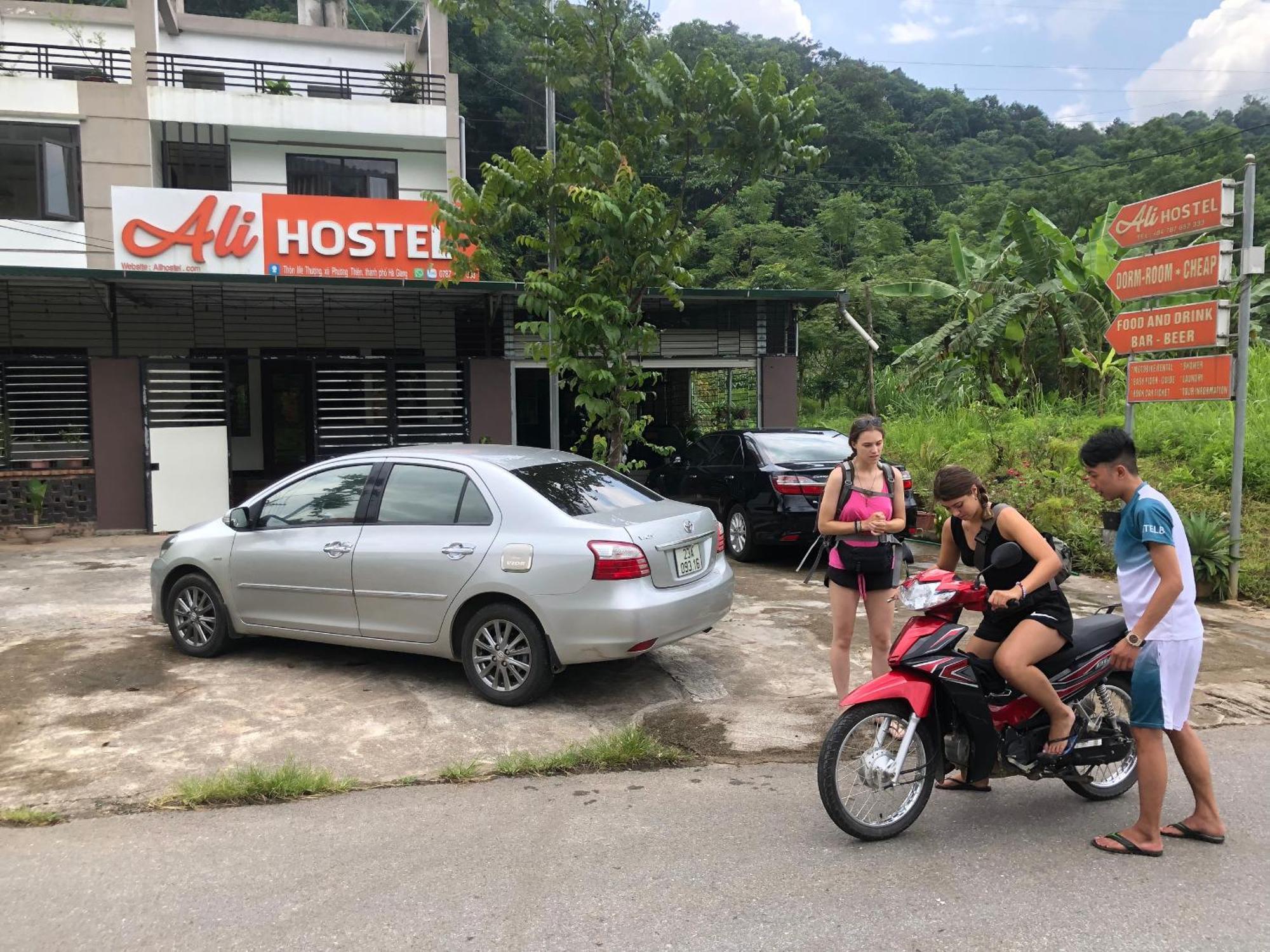 Ha Giang Ali Hostel Екстериор снимка
